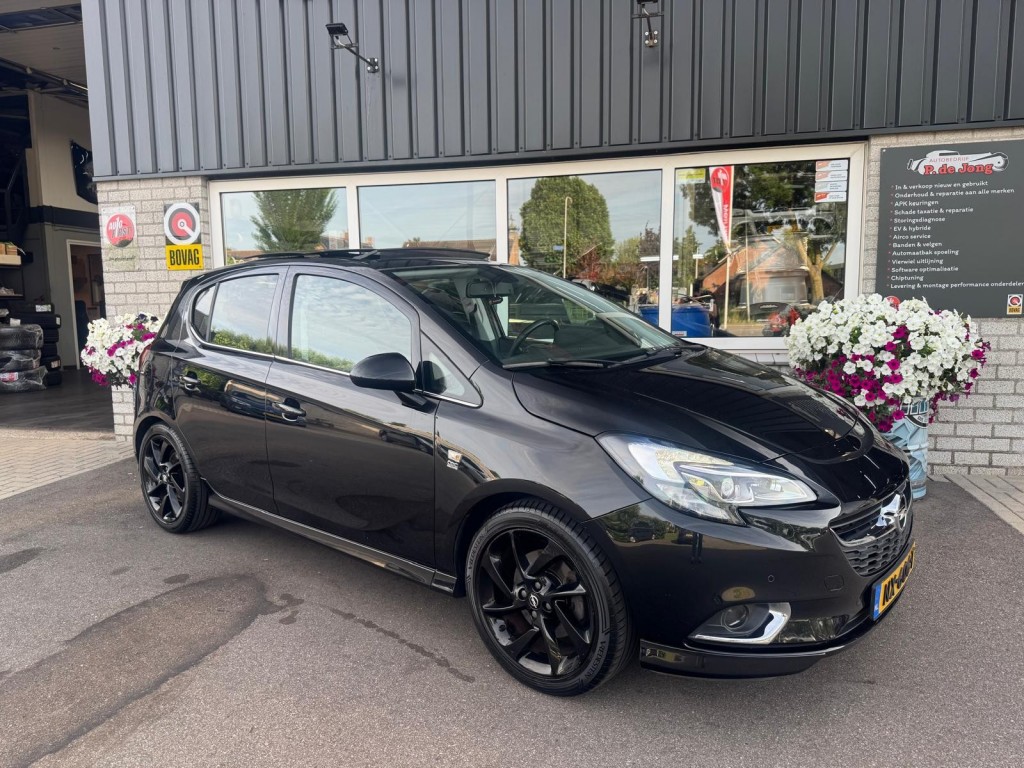 Opel Corsa Opel Corsa 1.0 TURBO OPC-line Panoramadak Trekhaak Stoelverwarming Carplay Stuurverw.