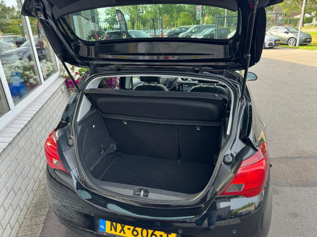 Opel Corsa Opel Corsa 1.0 TURBO OPC-line Panoramadak Trekhaak Stoelverwarming Carplay Stuurverw.