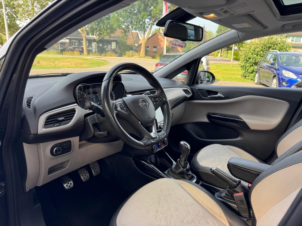 Opel Corsa Opel Corsa 1.0 TURBO OPC-line Panoramadak Trekhaak Stoelverwarming Carplay Stuurverw.