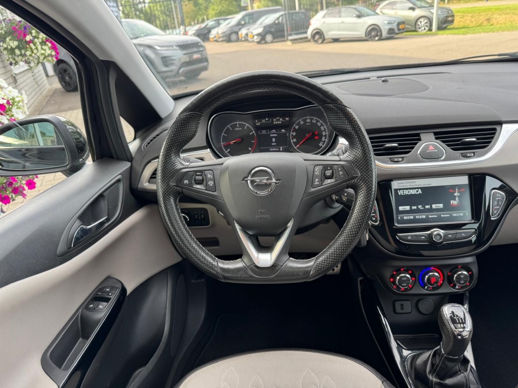 Opel Corsa Opel Corsa 1.0 TURBO OPC-line Panoramadak Trekhaak Stoelverwarming Carplay Stuurverw.