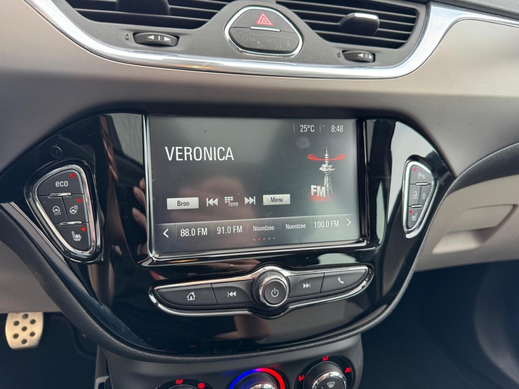 Opel Corsa Opel Corsa 1.0 TURBO OPC-line Panoramadak Trekhaak Stoelverwarming Carplay Stuurverw.
