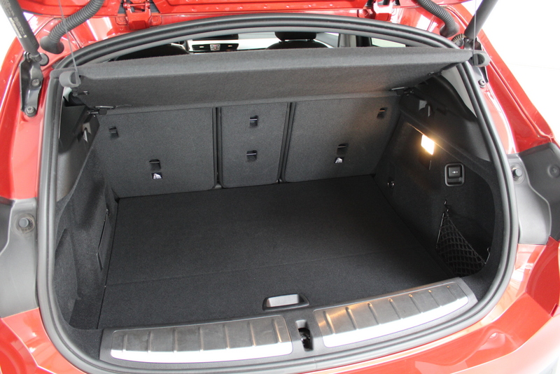 BMW X2 BMW X2 xDrive25e Executive, PHEV HYBRIDE |, RIJKLAAR | HEAD-UP SIAPLAY | CAMERA | FULL LED