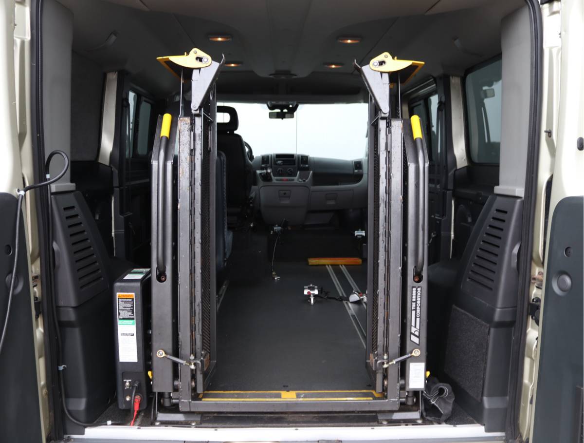 Fiat Ducato Fiat Ducato 30 3.0 MultiJet KH1 DC | Rolstoel auto met lift