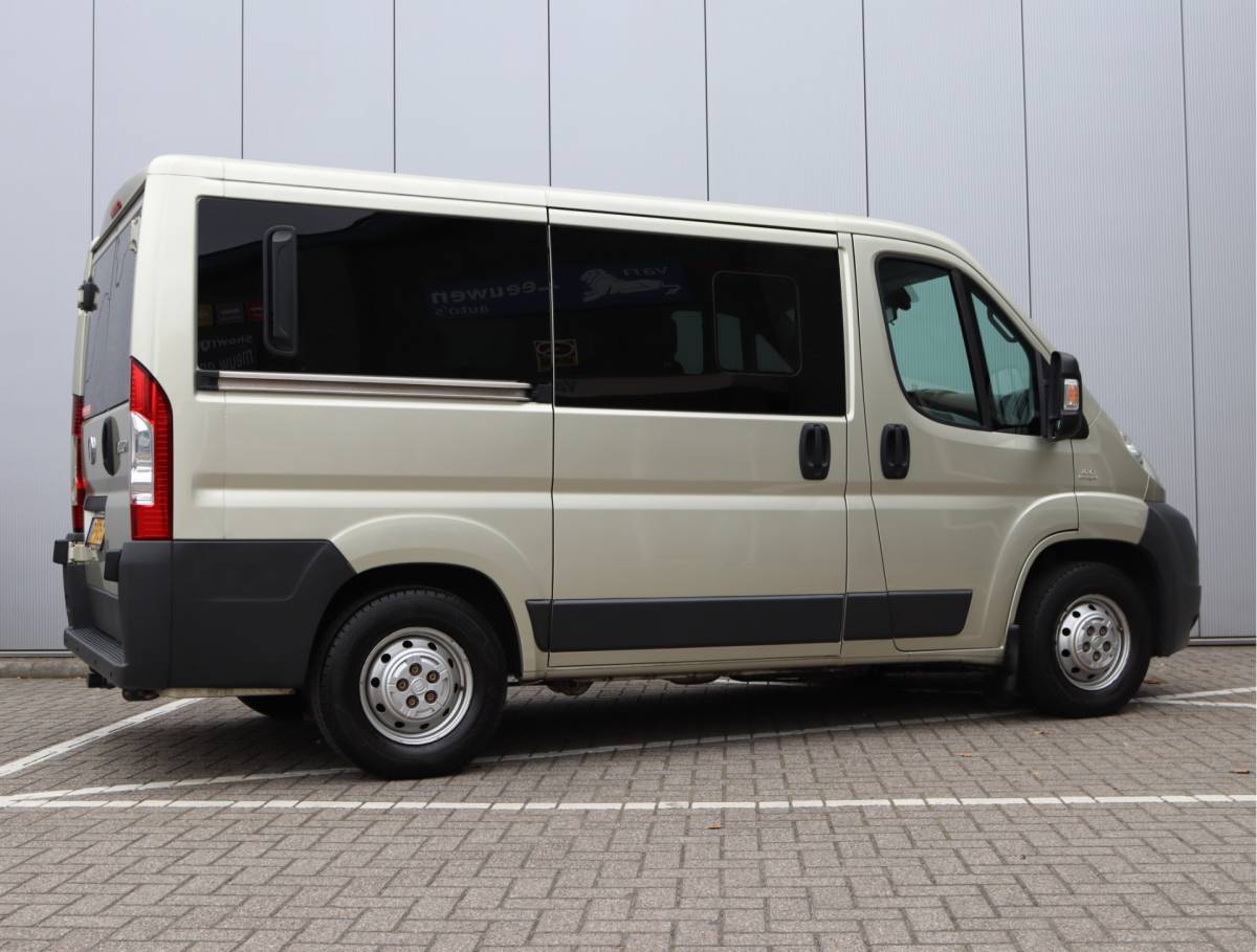 Fiat Ducato Fiat Ducato 30 3.0 MultiJet KH1 DC | Rolstoel auto met lift