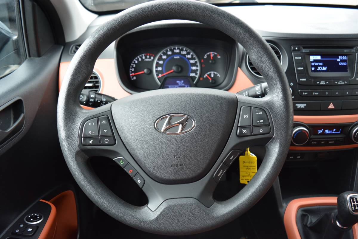 Hyundai i10 Hyundai i10 1.0i 66PK i-Motion Comfort Plus | Cruise | Clima | Orig. NL | NAP |