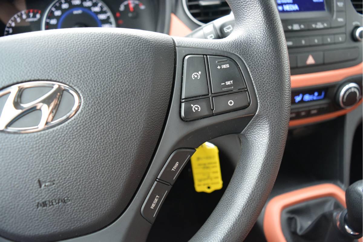 Hyundai i10 Hyundai i10 1.0i 66PK i-Motion Comfort Plus | Cruise | Clima | Orig. NL | NAP |