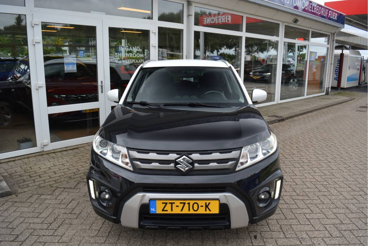 Suzuki Vitara Suzuki Vitara 1.6 120PK Comfort | Trekhaak | Two Tone | Cruise | Camera |