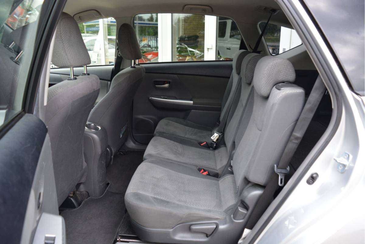 Toyota Prius Toyota Prius Wagon 1.8 Comfort 96g | Cruise | 7-Pers | Orig. NL | NAP |