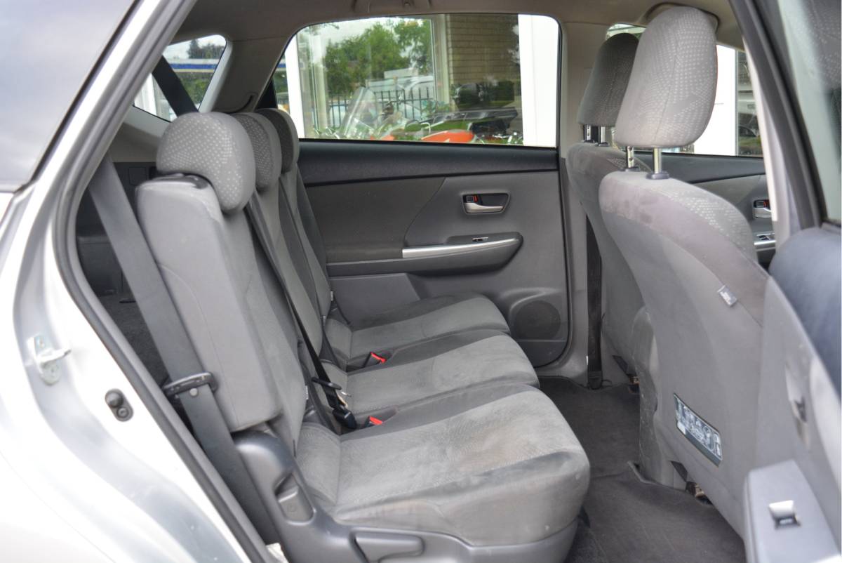 Toyota Prius Toyota Prius Wagon 1.8 Comfort 96g | Cruise | 7-Pers | Orig. NL | NAP |