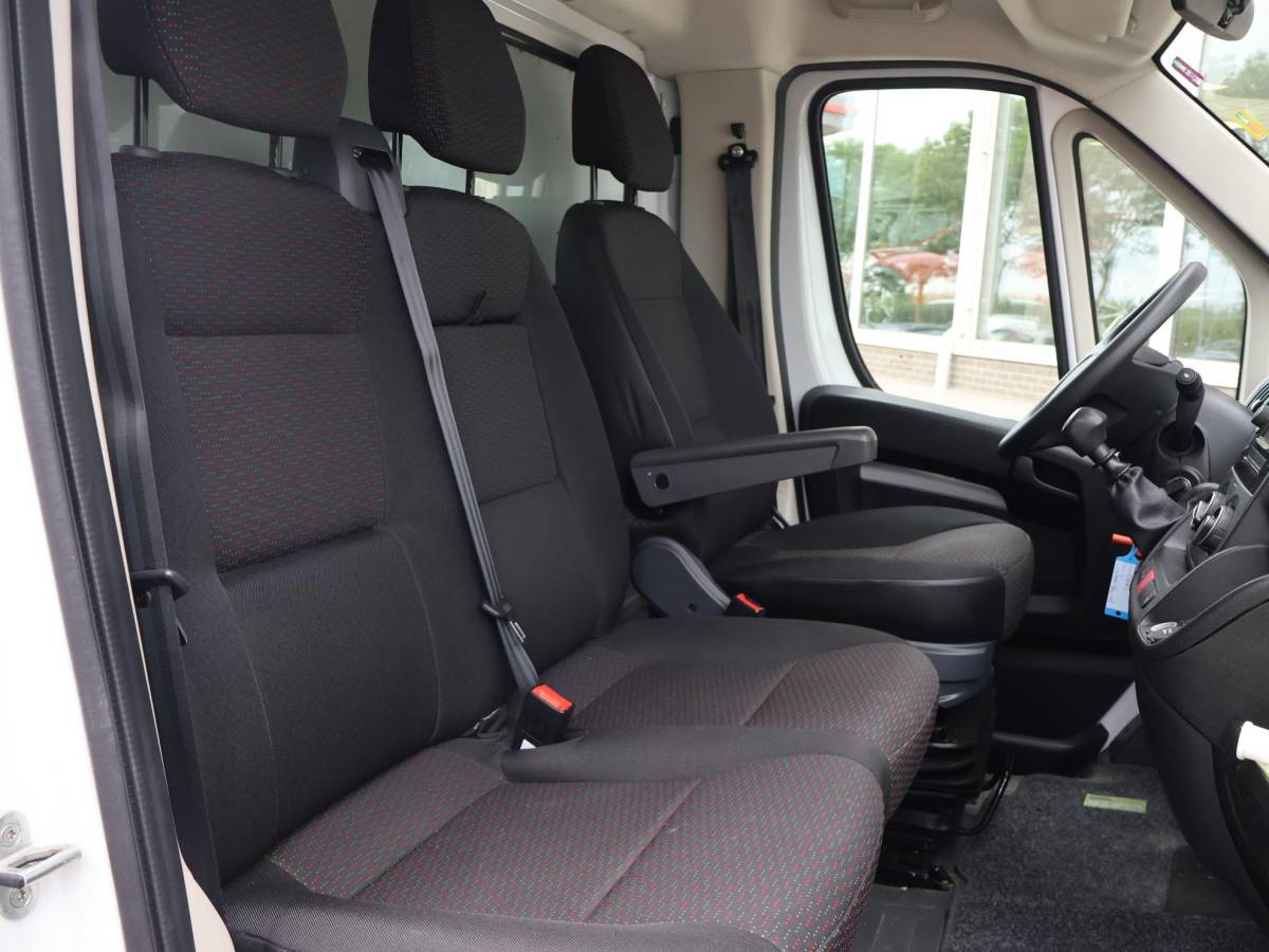 Opel Movano Opel Movano 2.2D 140 PK L4 MEUBELBAK + LAADKLEP | CRUISE | AIRCO | 420 CM LAADBAK