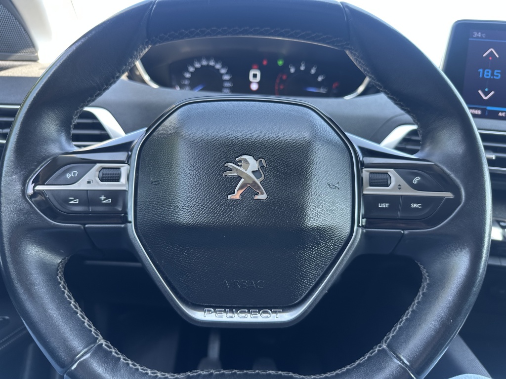 Peugeot 3008 Peugeot 3008 1.2 130 PK Allure | Dealer Onderhouden | Nieuwe distributieriem