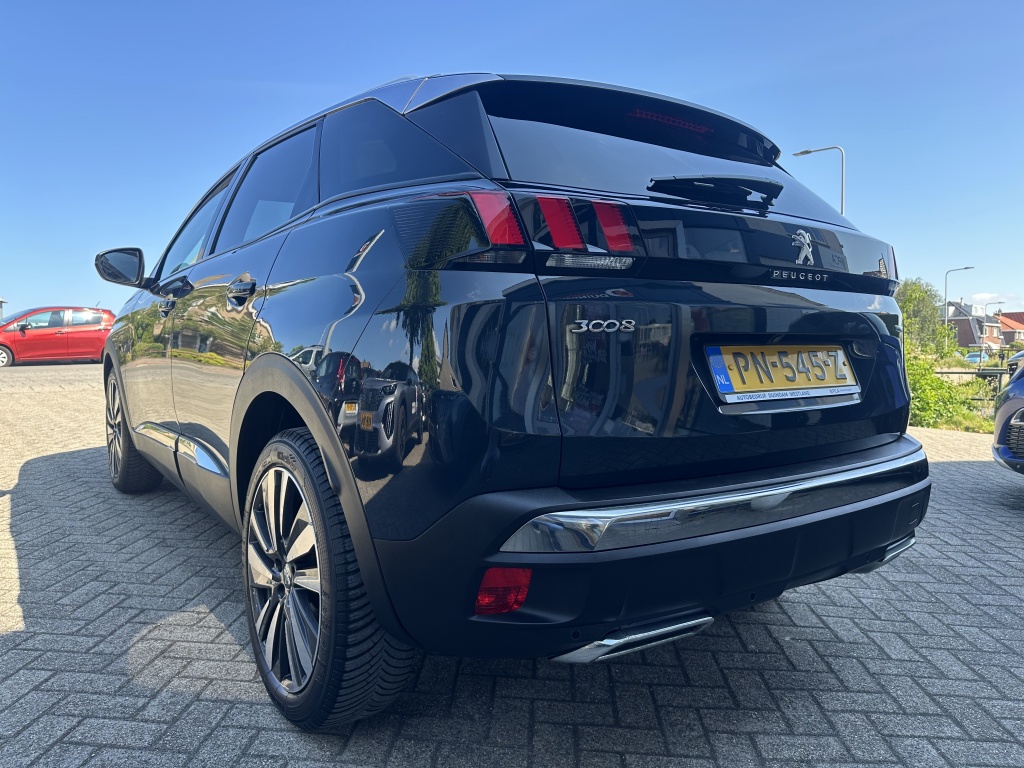 Peugeot 3008 Peugeot 3008 1.2 130 PK Allure | Dealer Onderhouden | Nieuwe distributieriem