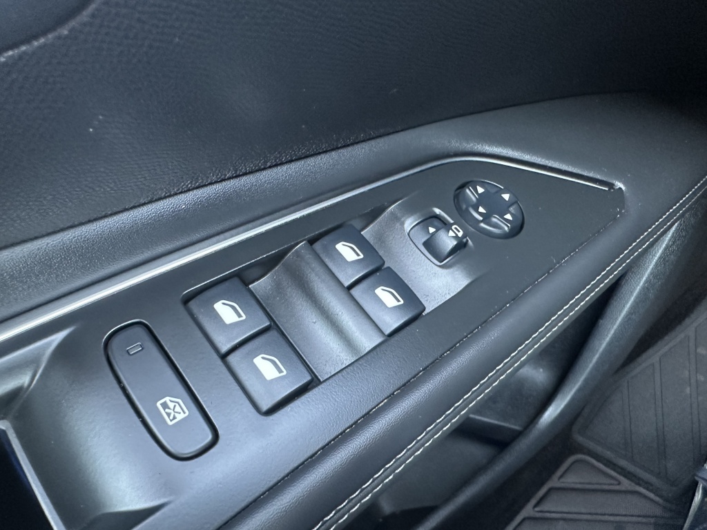Peugeot 3008 Peugeot 3008 1.2 130 PK Allure | Dealer Onderhouden | Nieuwe distributieriem