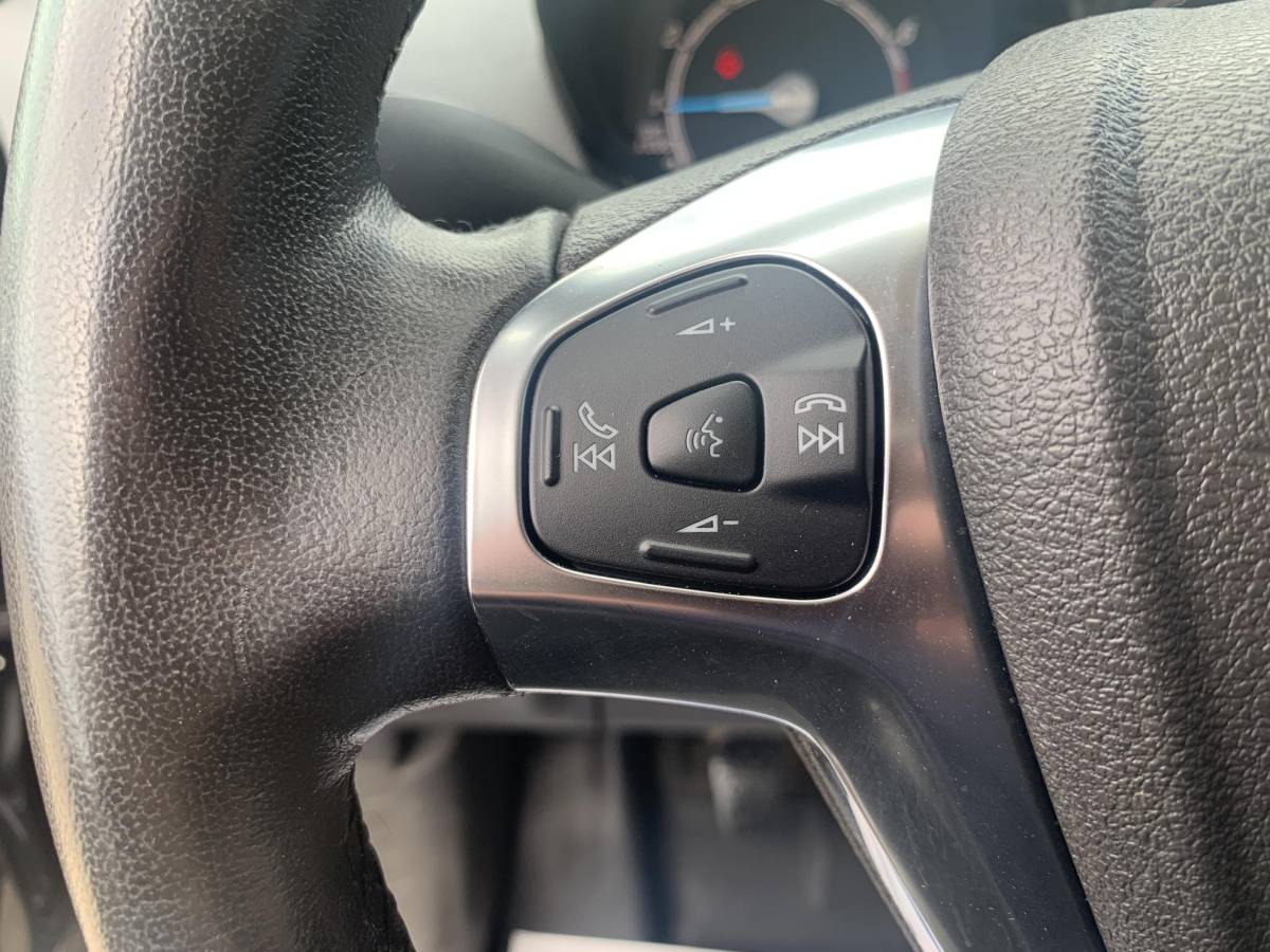 Ford Transit Courier Ford Transit Courier 1.0 Limited 100pk | Stoelverwarming | Sync 3 Navigatie | Marge Auto!