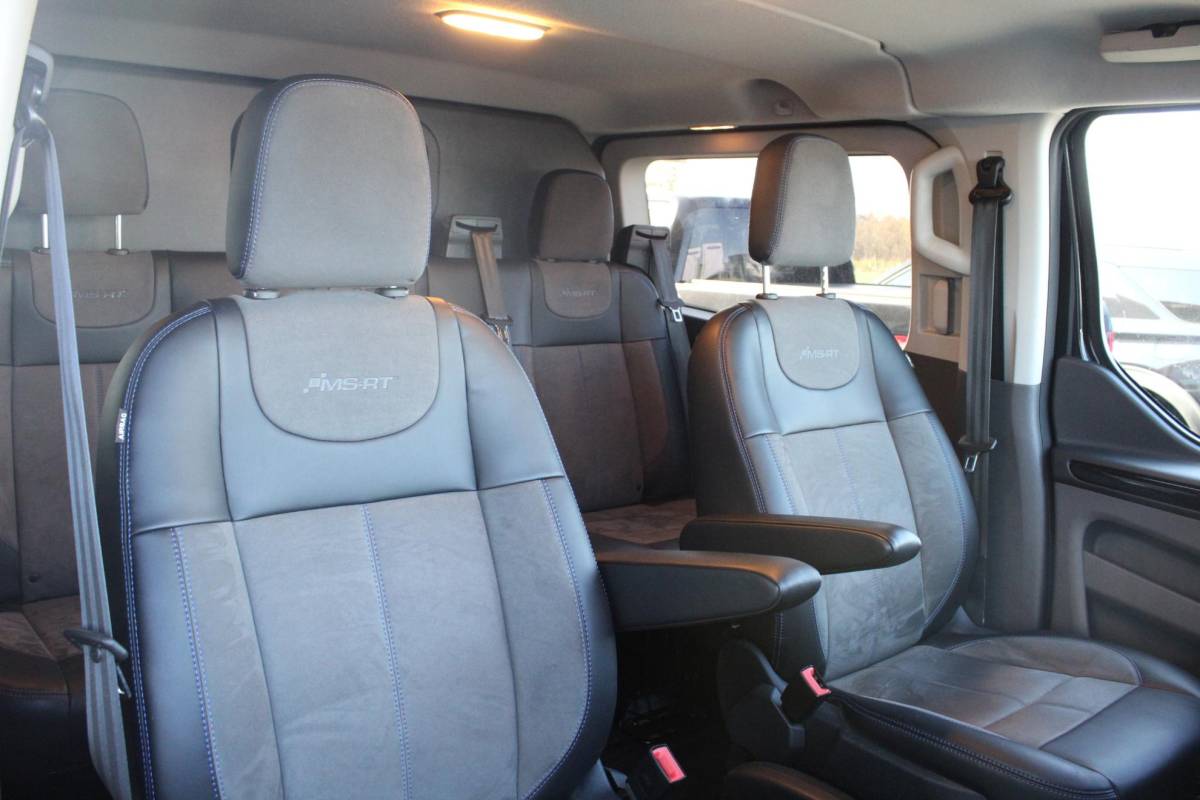 Ford Transit Custom Ford Transit Custom 320 2.0 TDCI L2H1 MS-RT DC 170PK Automaat | MS-RT pakket ! | Full Options ! | Trekhaak | Blind Spot | Camera |