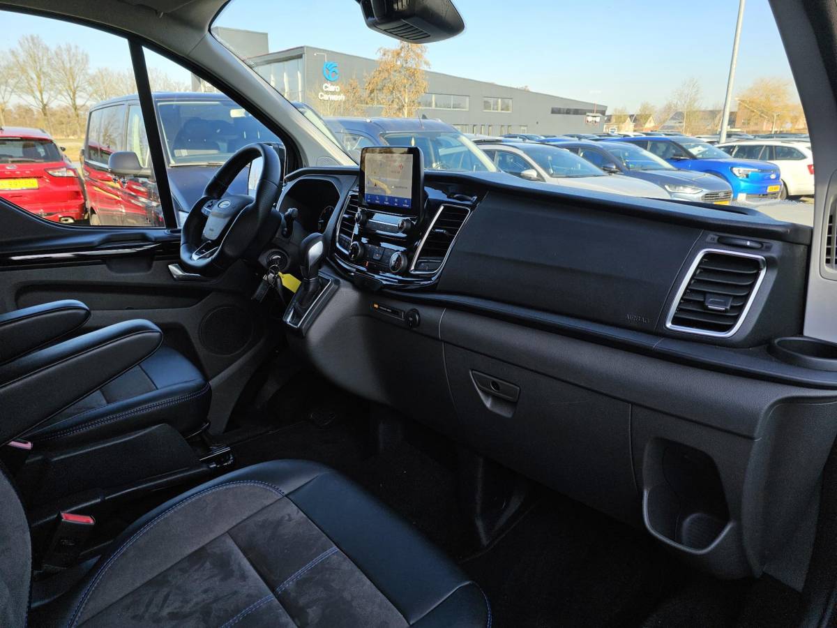 Ford Transit Custom Ford Transit Custom 320 2.0 TDCI L2H1 MS-RT DC 170PK Automaat | MS-RT pakket ! | Full Options ! | Trekhaak | Blind Spot | Camera |