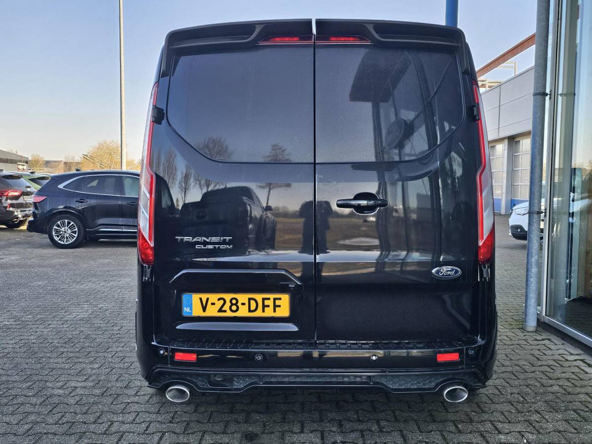 Ford Transit Custom Ford Transit Custom 320 2.0 TDCI L2H1 MS-RT DC 170PK Automaat | MS-RT pakket ! | Full Options ! | Trekhaak | Blind Spot | Camera |