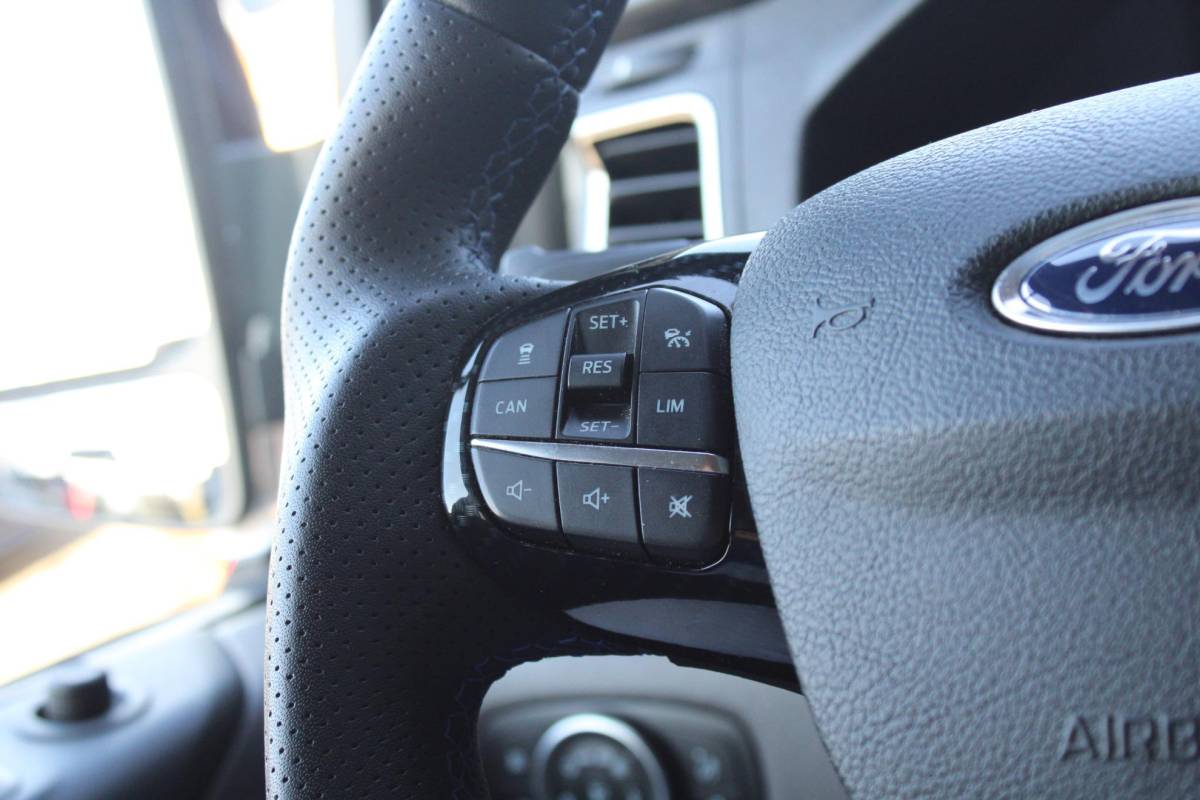 Ford Transit Custom Ford Transit Custom 320 2.0 TDCI L2H1 MS-RT DC 170PK Automaat | MS-RT pakket ! | Full Options ! | Trekhaak | Blind Spot | Camera |