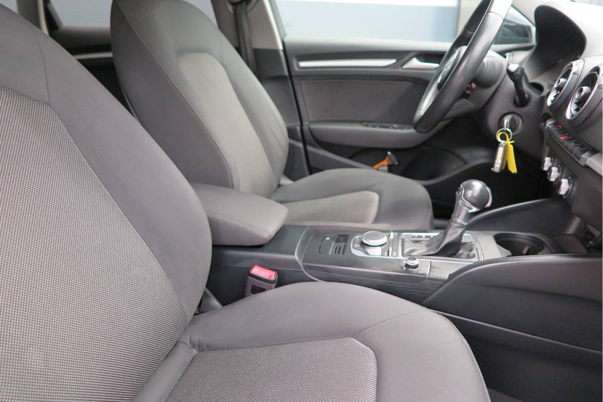 Audi A3 Audi A3 Sportback 1.4 TFSI CoD 110kw 150PK S-tronic Xenon ,Trekhaak , LMV, Stuurwiel multifunctioneel, etc. APK tot 05-2027