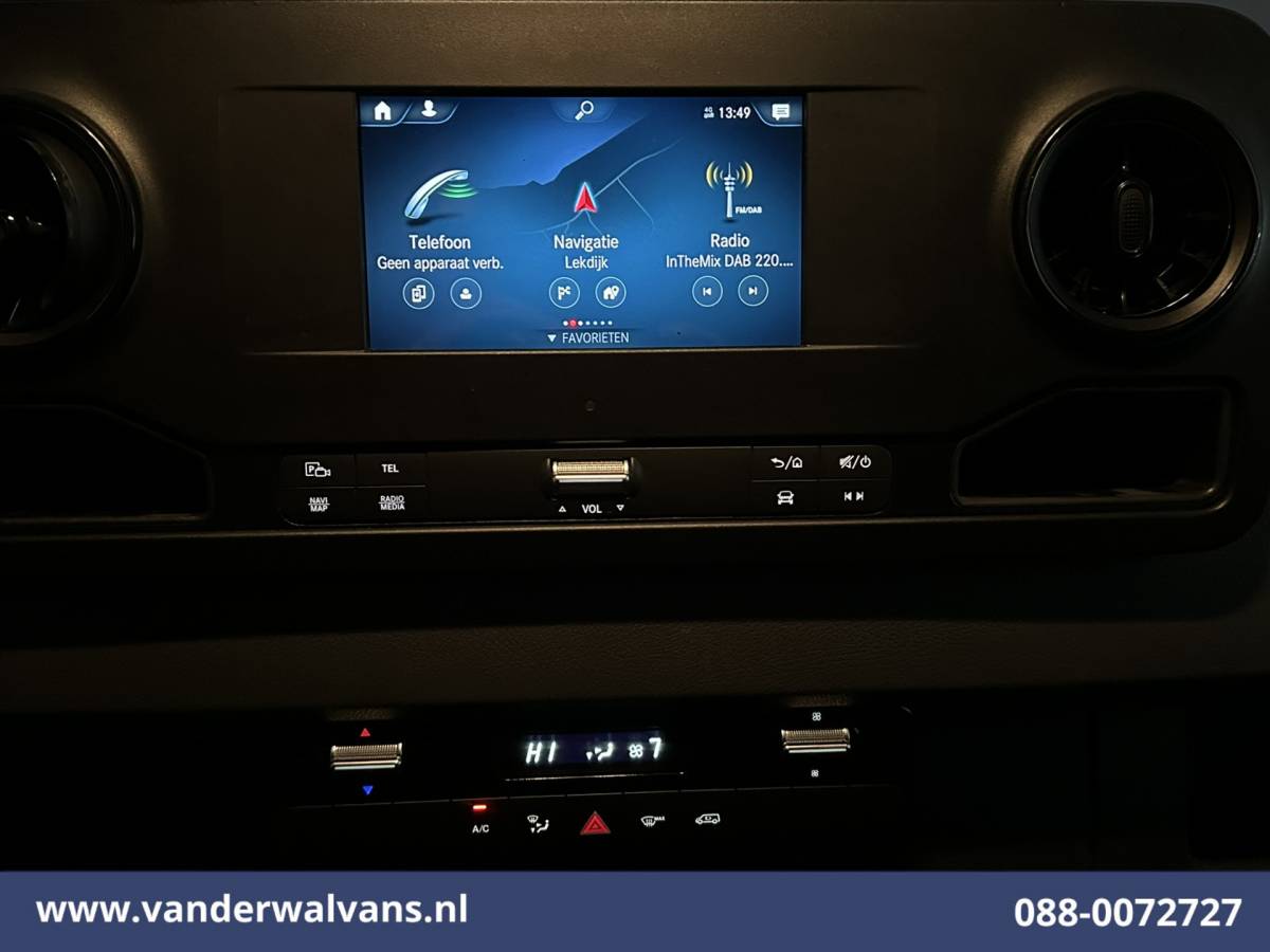 Mercedes-Benz Sprinter Mercedes-Benz Sprinter 315 CDI 150pk L3H2 Euro6 Airco | Camera | Navigatie | Bijrijdersbank