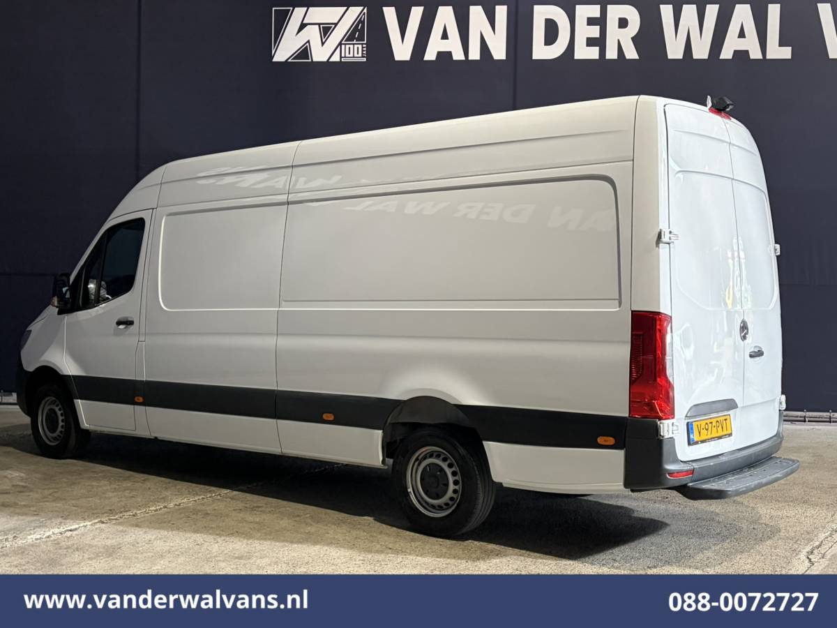 Mercedes-Benz Sprinter Mercedes-Benz Sprinter 315 CDI 150pk L3H2 Euro6 Airco | Camera | Navigatie | Bijrijdersbank
