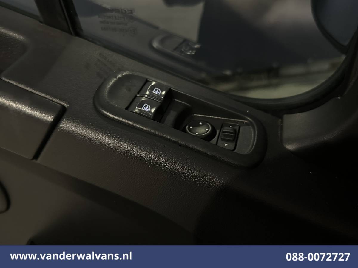 Opel Movano Opel Movano 2.3 Turbo 136pk L2H3 Euro6 Airco | Camera | Imperiaal | LED | 2500kg Trekhaak | Cruisecontrol Parkeersensoren