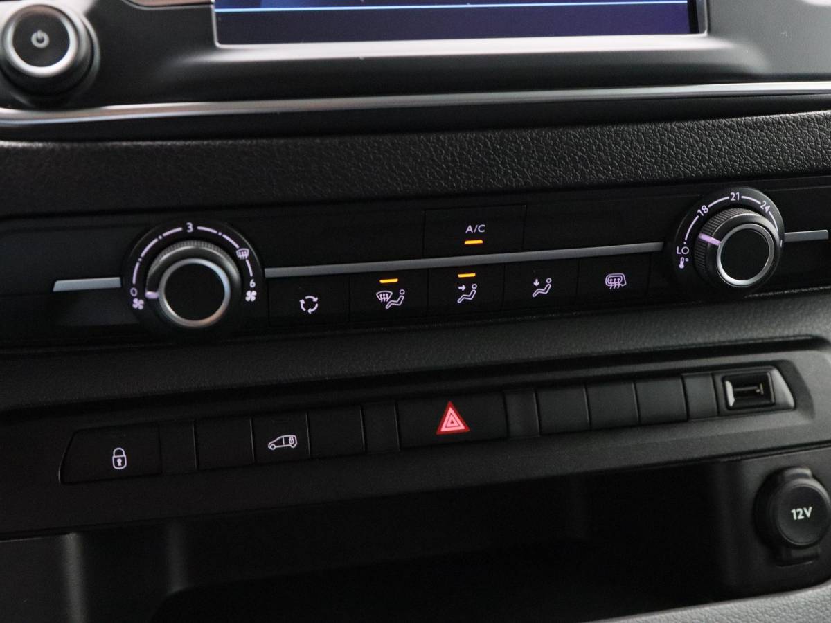 Peugeot Expert Peugeot Expert 1.5 BlueHDi 100 Standard Premium | Cruise Control | Airco | Parkeersensoren | Schuifdeur Rechts | 45.284 Km !!