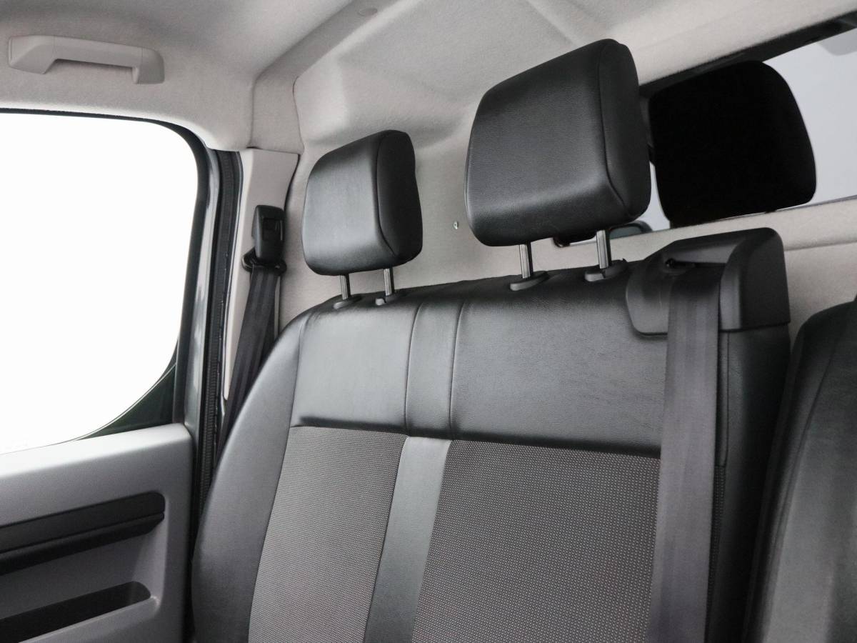 Peugeot Expert Peugeot Expert 1.5 BlueHDi 100 Standard Premium | Cruise Control | Airco | Parkeersensoren | Schuifdeur Rechts | 45.284 Km !!