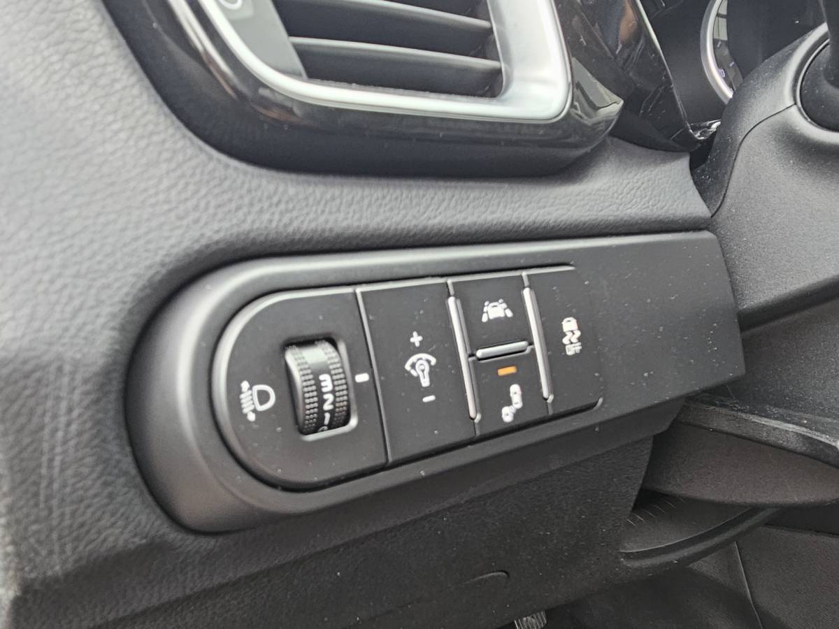 Kia Ceed Kia Ceed 1.4 T-GDi ExecutiveLine | Navi | Pano | Trekhaak | Leer | Stoelverwarming | Keyless | Elek. stoelen |