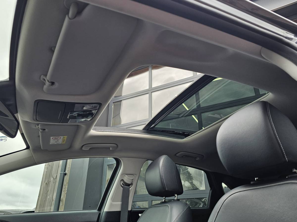 Kia Ceed Kia Ceed 1.4 T-GDi ExecutiveLine | Navi | Pano | Trekhaak | Leer | Stoelverwarming | Keyless | Elek. stoelen |