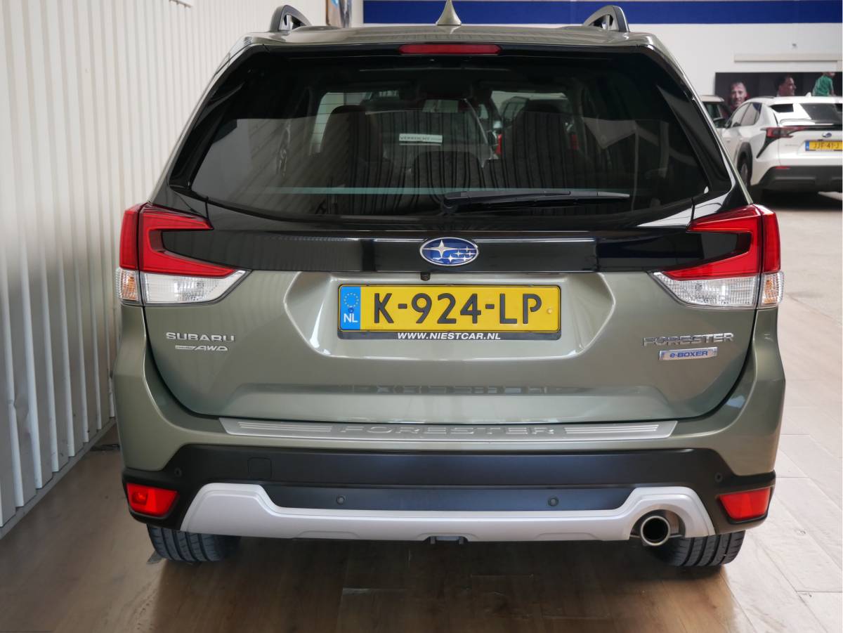 Subaru Forester Subaru Forester 2.0i e-BOXER First Edition