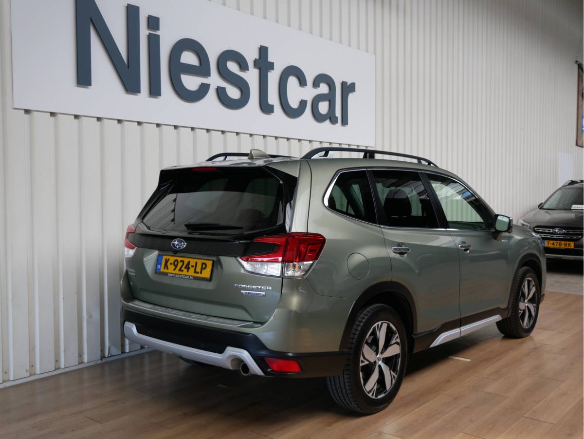 Subaru Forester Subaru Forester 2.0i e-BOXER First Edition