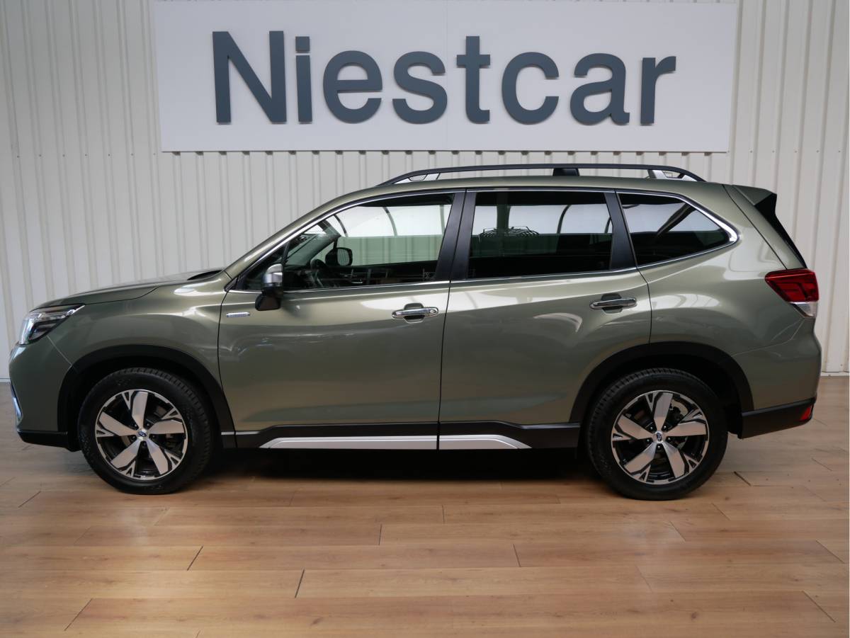 Subaru Forester Subaru Forester 2.0i e-BOXER First Edition