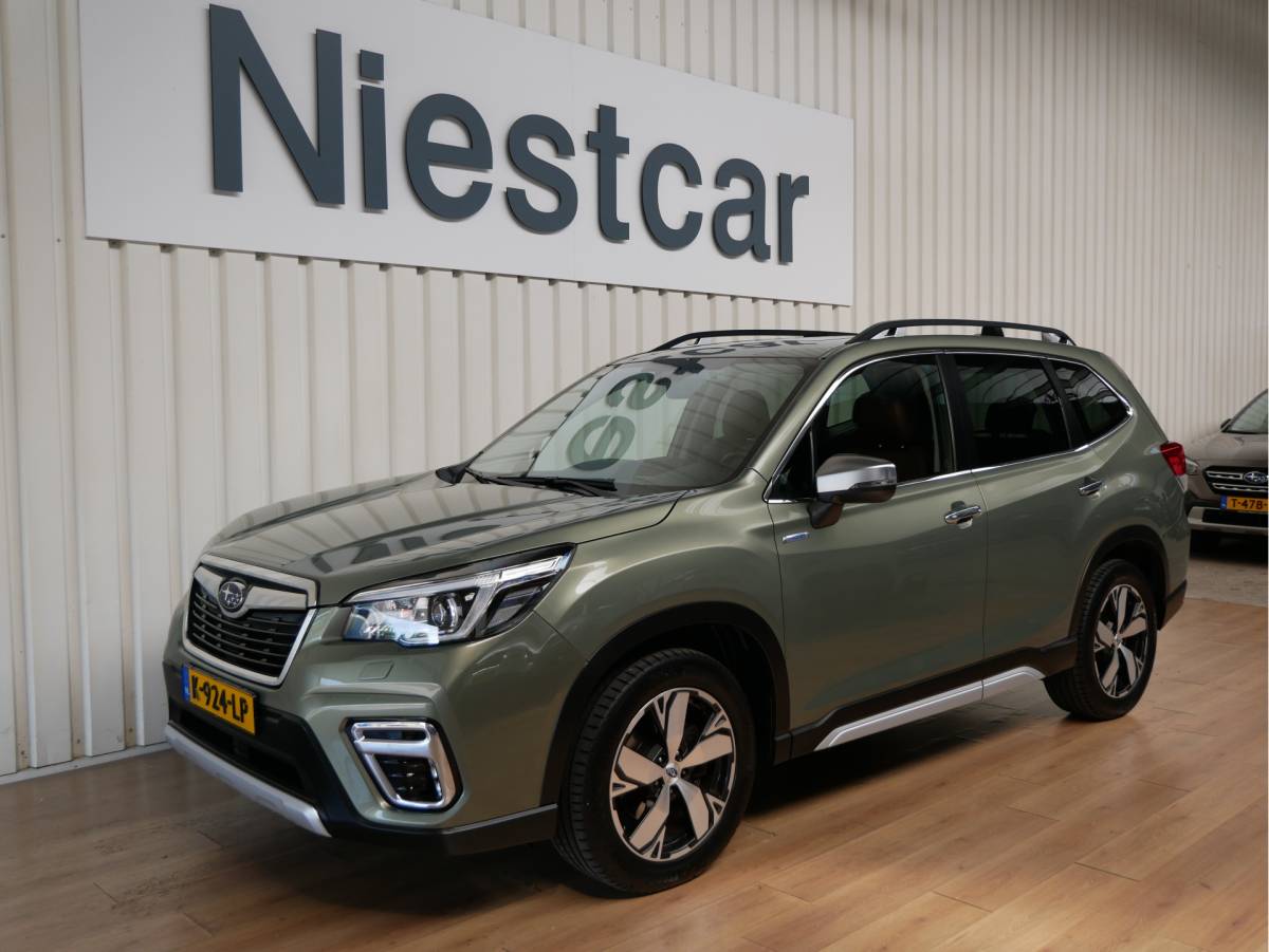 Subaru Forester Subaru Forester 2.0i e-BOXER First Edition