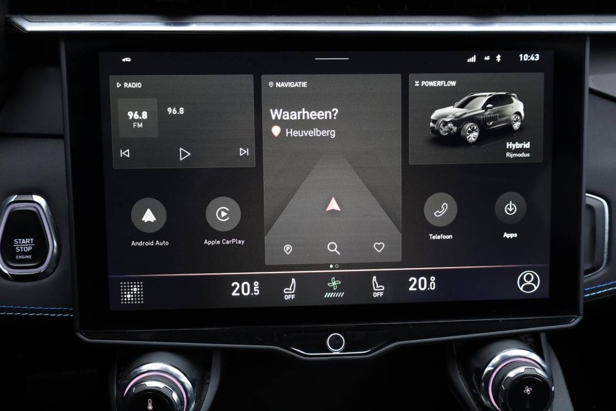 Lynk & Co 01 Lynk & Co 01 1.5 MY23! ZWARTE-HEMEL ROLHOES MY23 360-CAMERA PANO/SCHUIF INFINITY DAB NAVI CARPLAY STOELVERWARMING ELEK.ACHTERKLEP 20″LMV
