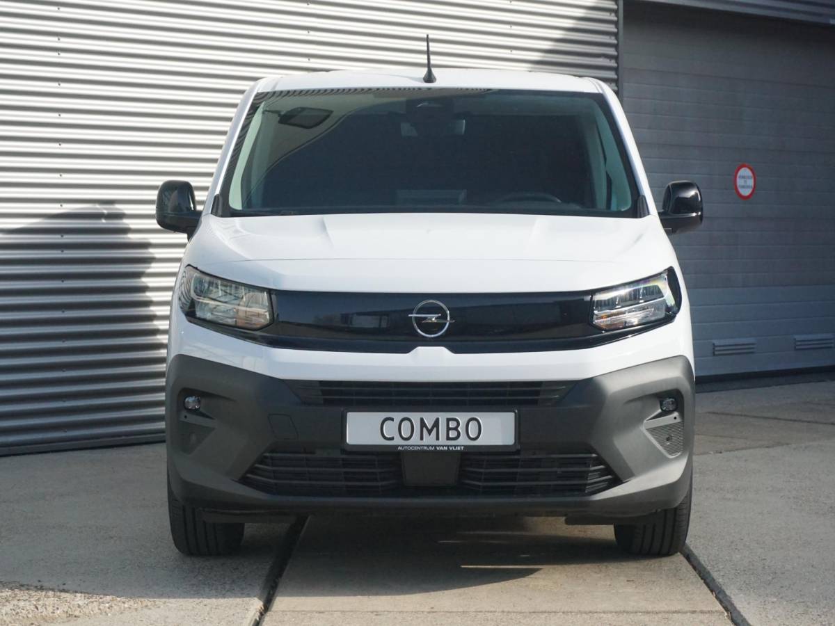 Opel Combo-e Opel Combo Electric L1 50kWh | 0% rente | camera | Apple Carplay/Android Auto  | laadruimtebetimmering  | Comfort stoelen | rijklaarprijs