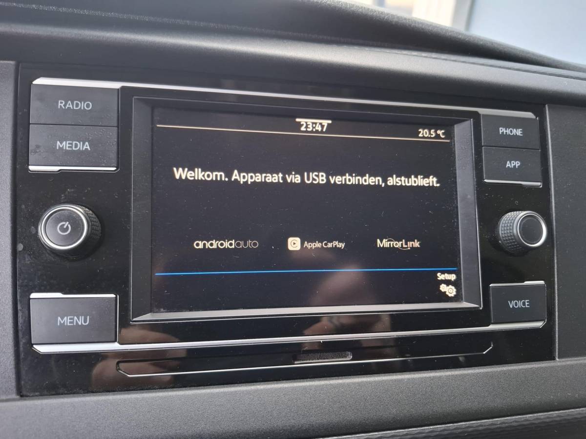 Volkswagen Transporter Volkswagen Transporter 2.0 TDI L2H1 30 Comfortline CARPLAY / L2H1 / CRUISE CONTROLE / AIRCO / EURO 6