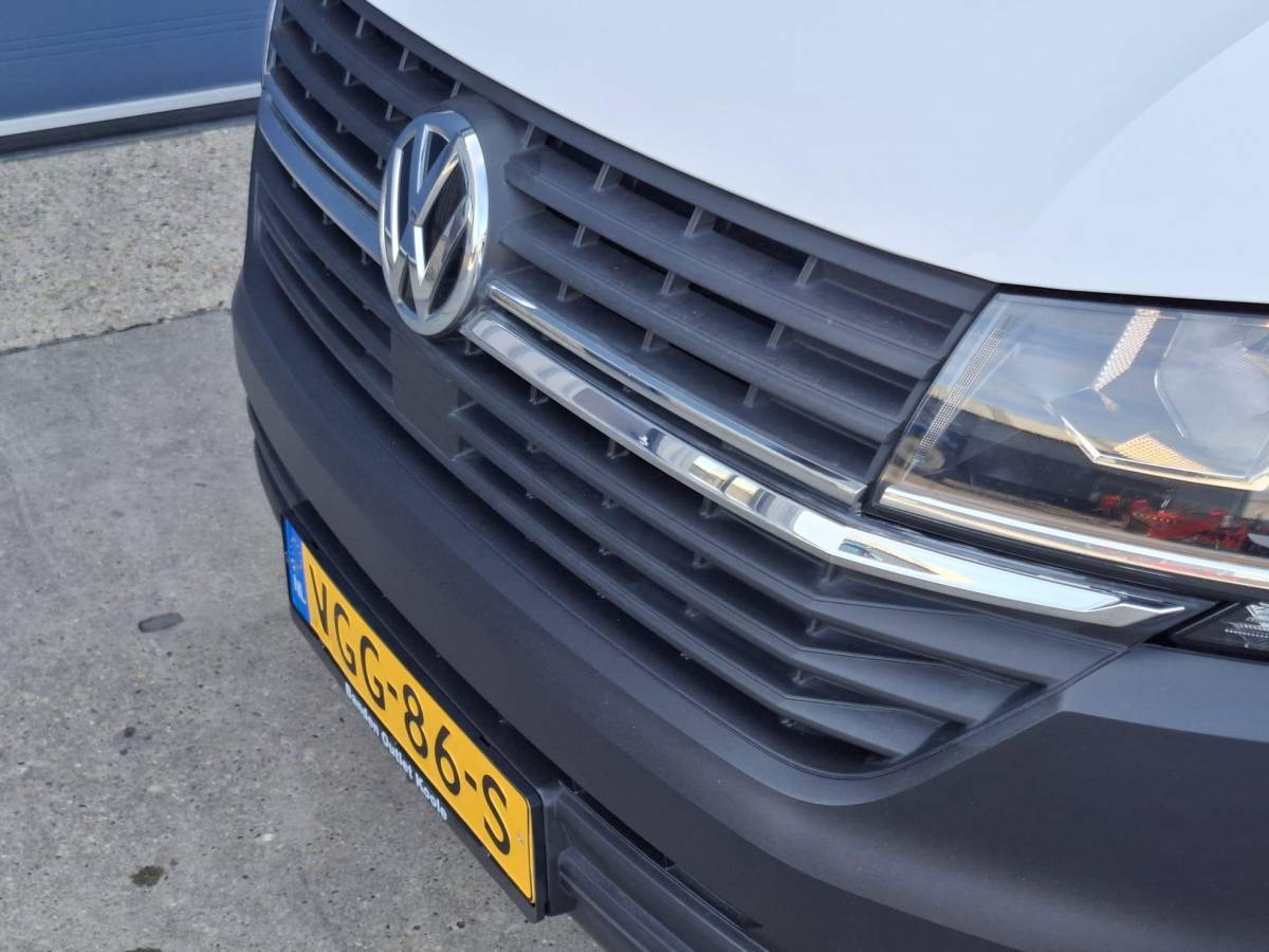 Volkswagen Transporter Volkswagen Transporter 2.0 TDI L2H1 30 Comfortline CARPLAY / L2H1 / CRUISE CONTROLE / AIRCO / EURO 6