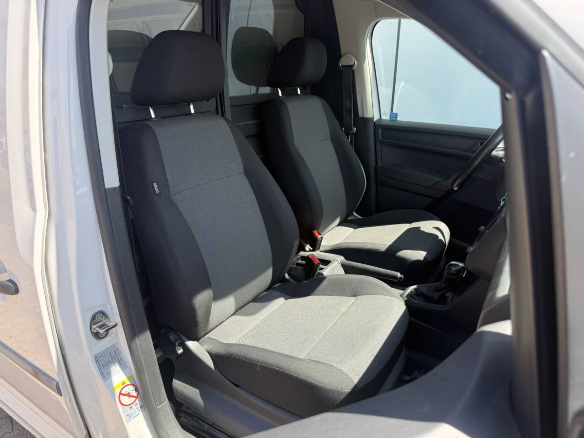 Volkswagen Caddy Volkswagen e-Caddy 37kWh 113PK L2H1 Elektrisch Caddy ABT Maxi 37,3kWh 159km WLTP Trekhaak Airco Stoelverwarming Parkeersensoren
