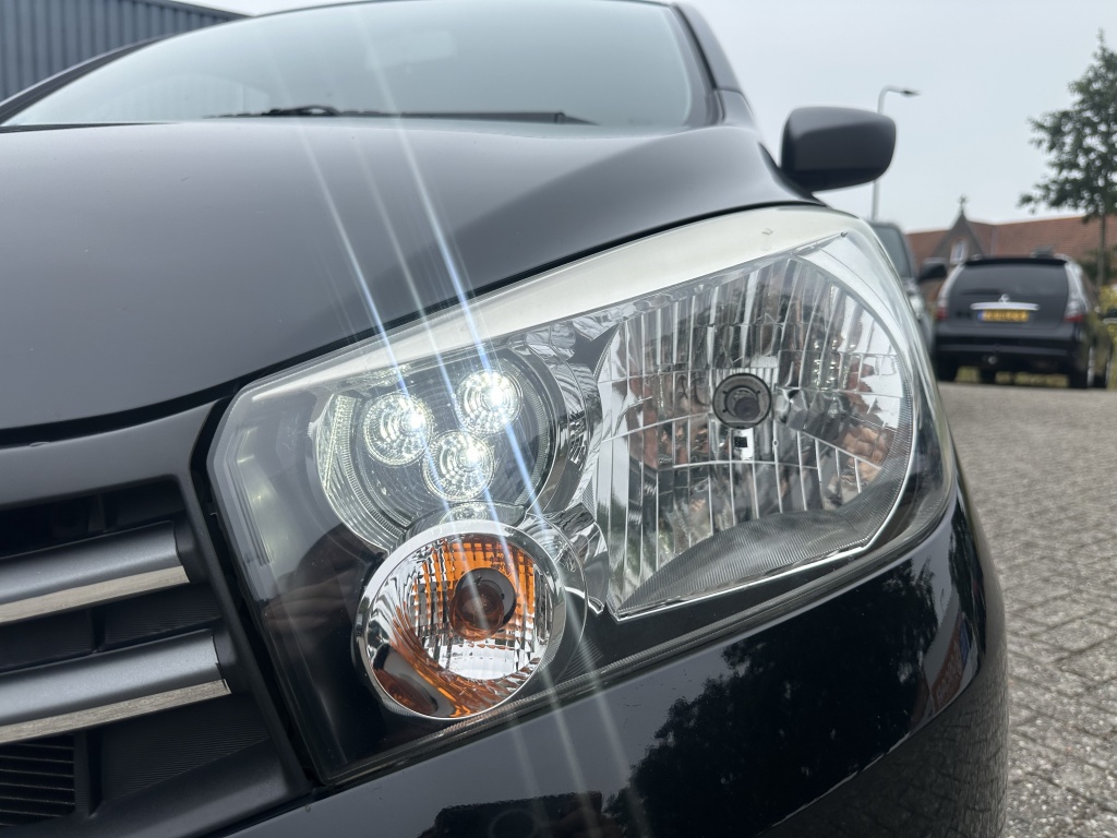 Suzuki Celerio Suzuki Celerio 1.0 Exclusive Zwart 5 Deurs Led Bluetooth