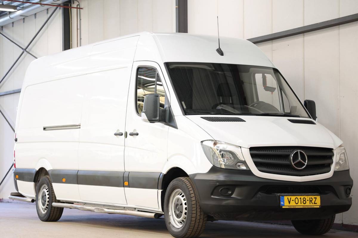 Mercedes-Benz Sprinter Mercedes-Benz Sprinter 311 2.2 CDI EURO 6 L3H2 AUTOMAAT POST NL SCHAPPEN