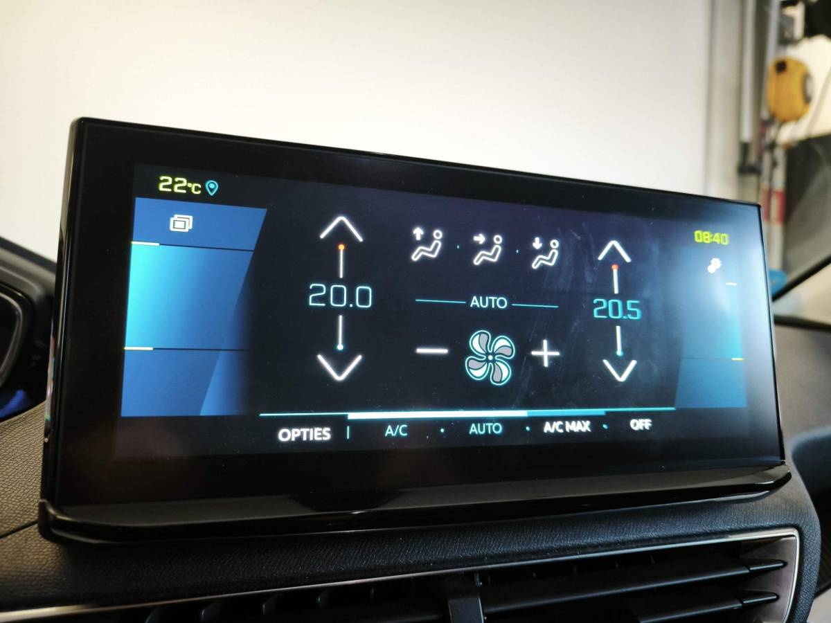 Peugeot 3008 Peugeot 3008 1.6 HYbrid 225 Allure Pack Business
