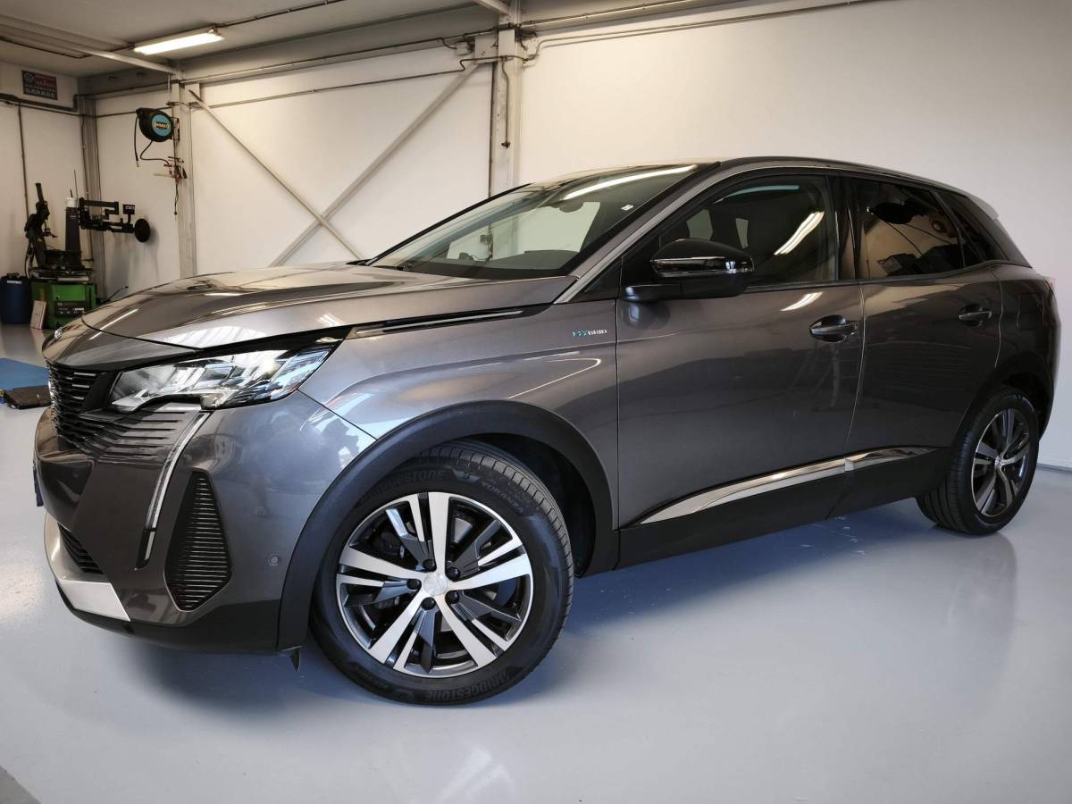 Peugeot 3008 Peugeot 3008 1.6 HYbrid 225 Allure Pack Business