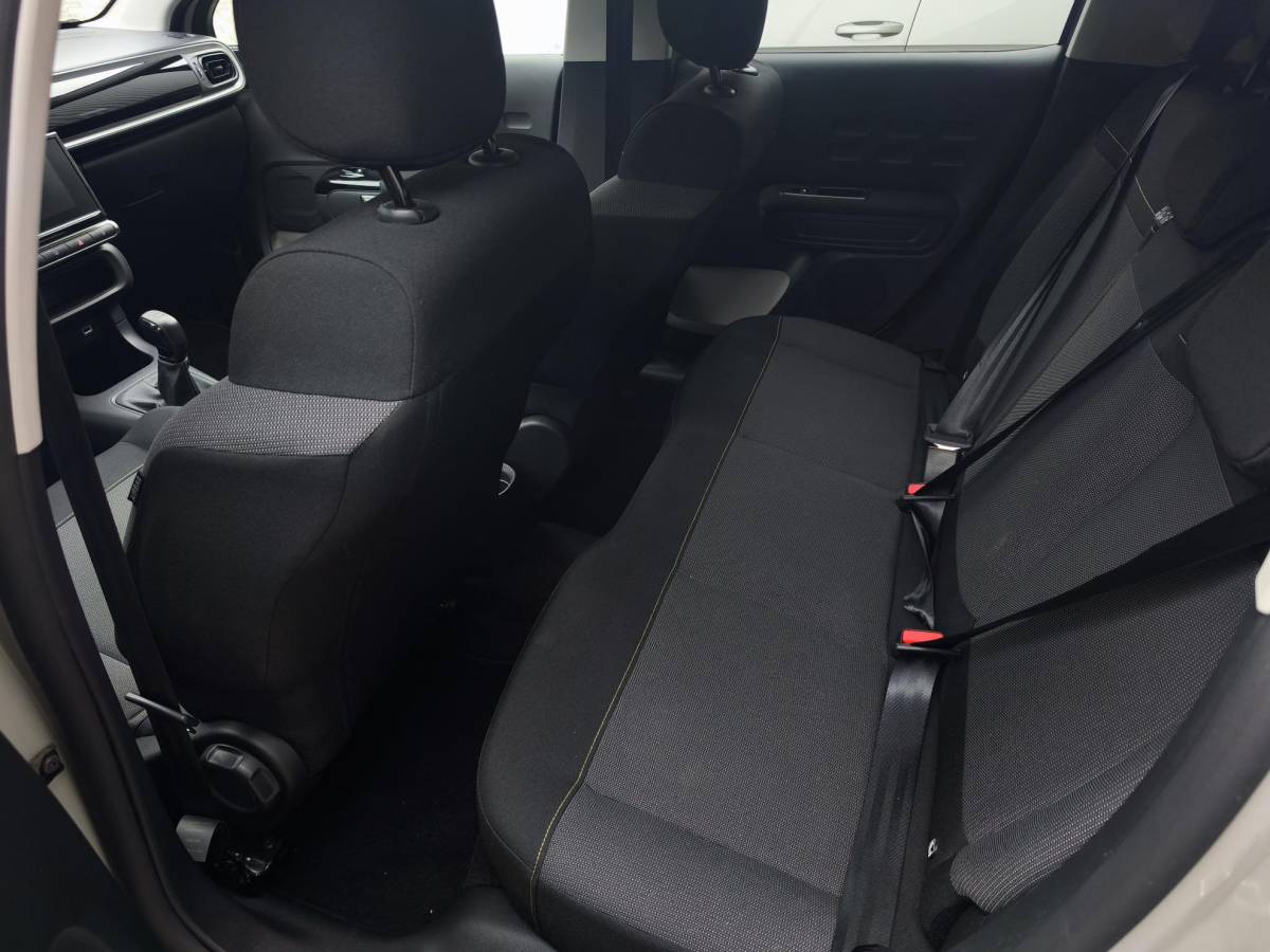 Citroën C3 Citroen C3 1.2 PureTech Shine Apple CarPlay & Android Auto | Stoelverwarming | Bi-Tone