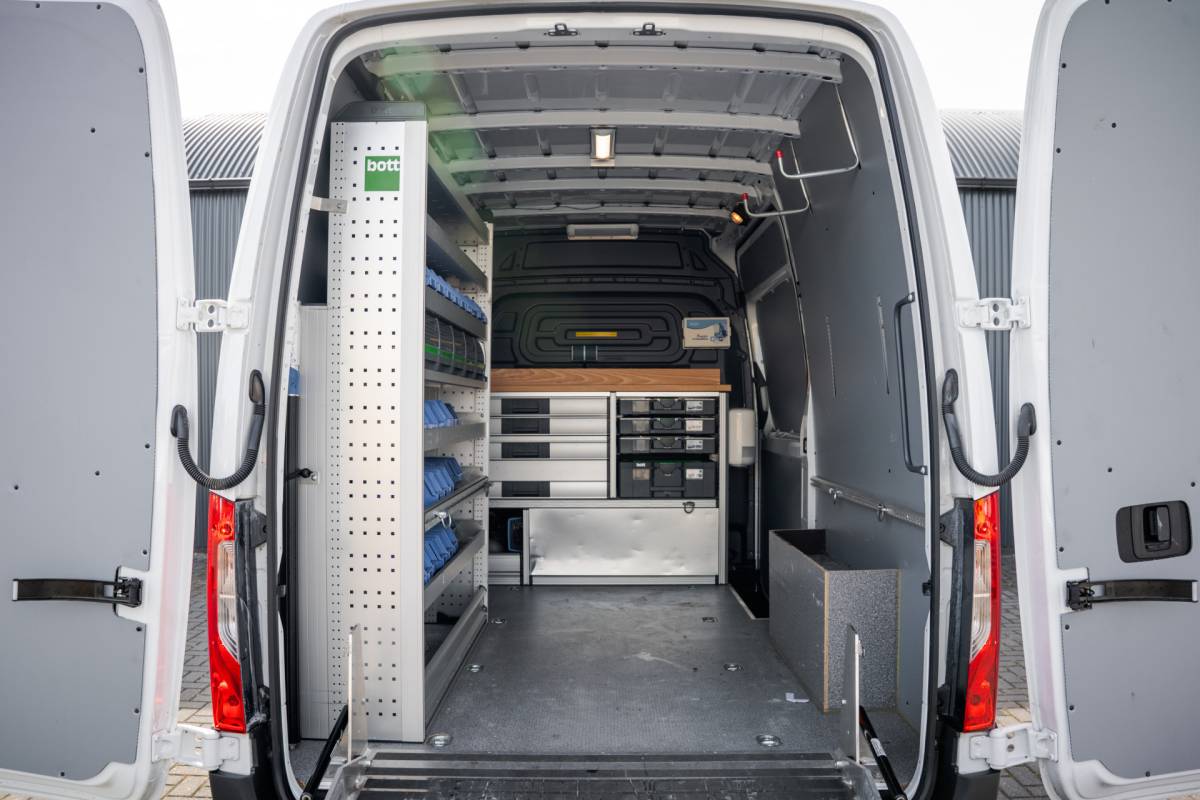 Mercedes-Benz Sprinter Mercedes-Benz Sprinter 311 CDI RWD L2H2 | Volledig Ingericht | Mbux | Camera | Climatronic