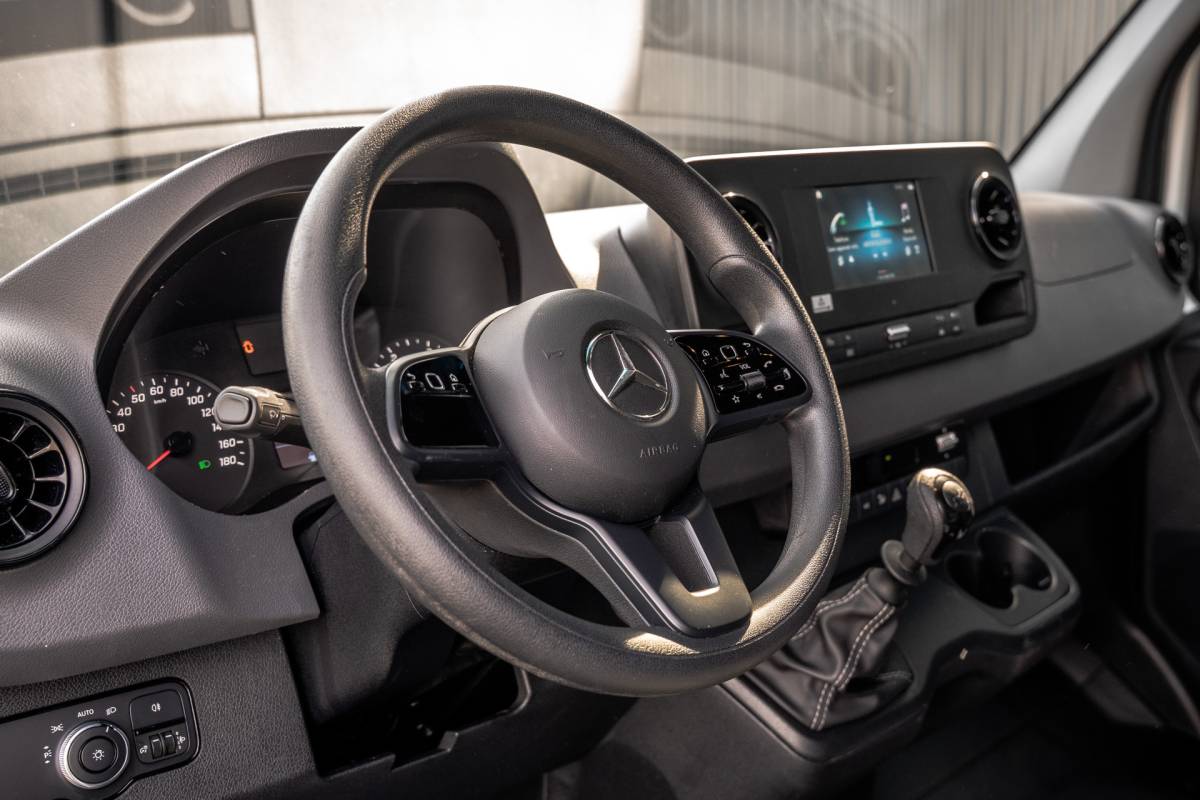 Mercedes-Benz Sprinter Mercedes-Benz Sprinter 311 CDI RWD L2H2 | Volledig Ingericht | Mbux | Camera | Climatronic