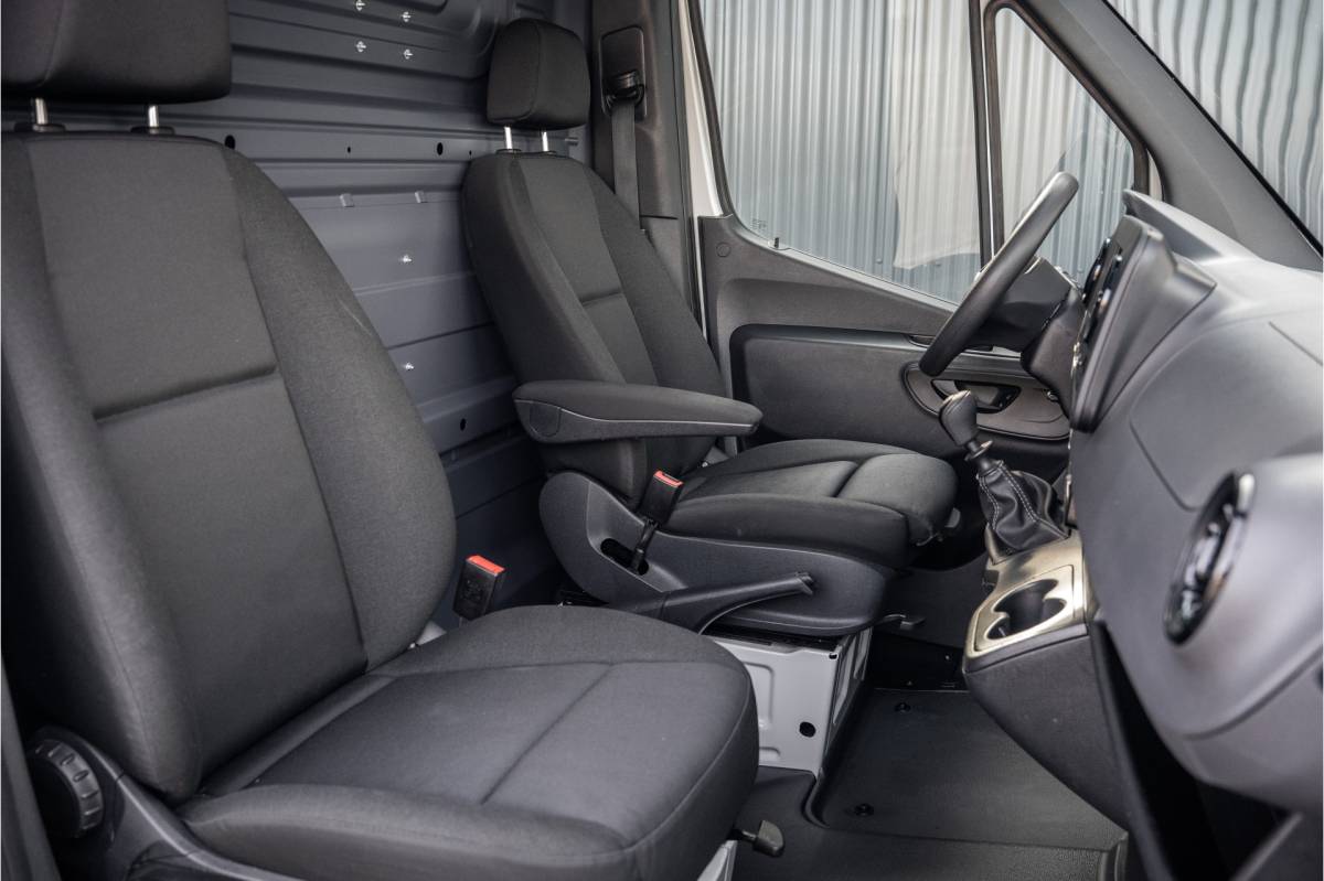 Mercedes-Benz Sprinter Mercedes-Benz Sprinter 311 CDI RWD L2H2 | Volledig Ingericht | Mbux | Camera | Climatronic