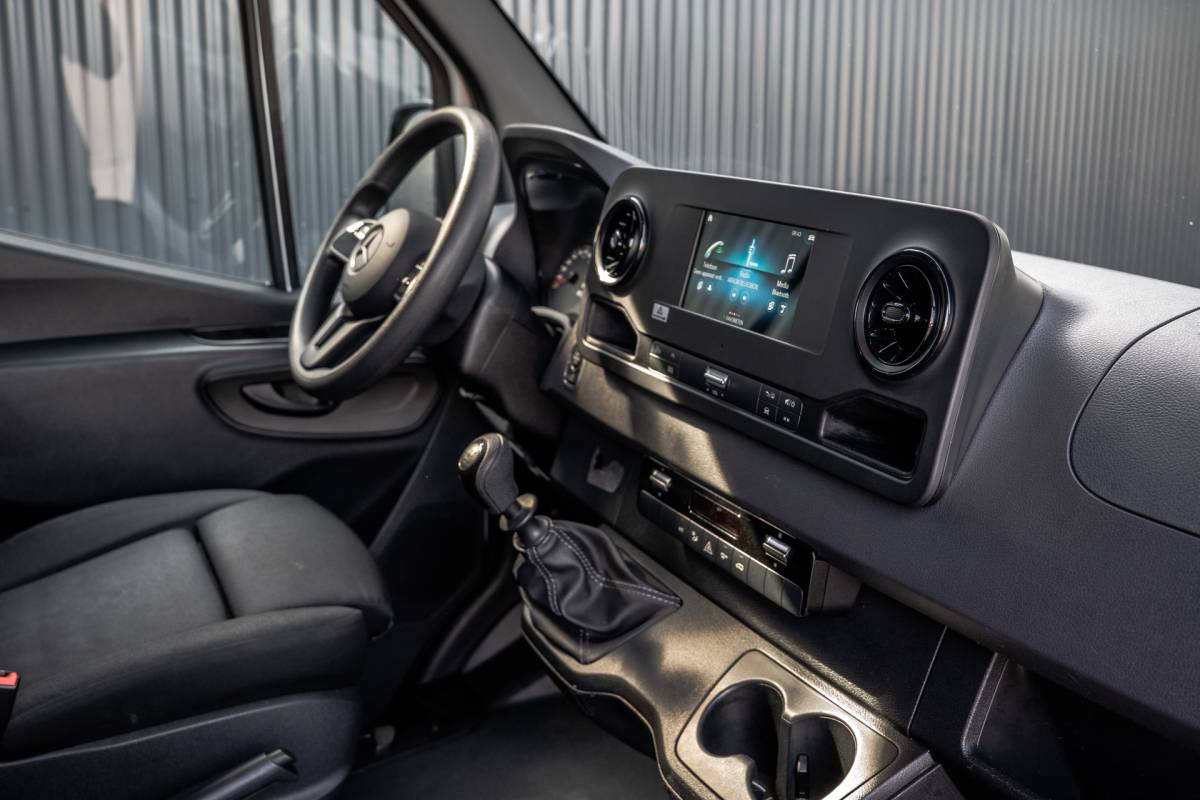 Mercedes-Benz Sprinter Mercedes-Benz Sprinter 311 CDI RWD L2H2 | Volledig Ingericht | Mbux | Camera | Climatronic