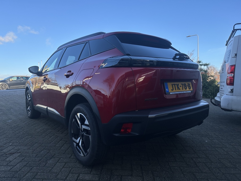 Peugeot 2008 Peugeot 2008 1.2 Allure | Sensoren V+A | CarPlay |
