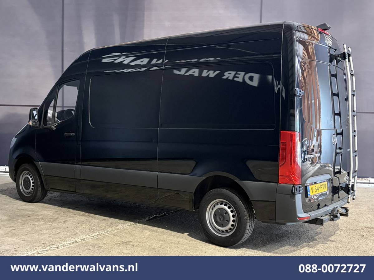 Mercedes-Benz Sprinter Mercedes-Benz Sprinter 314 CDI 143pk L2H2 Euro6 Airco | Navigatie | Trekhaak | Camera | Apple Carplay Android Auto, Trap, Leder, Bijrijdersbank